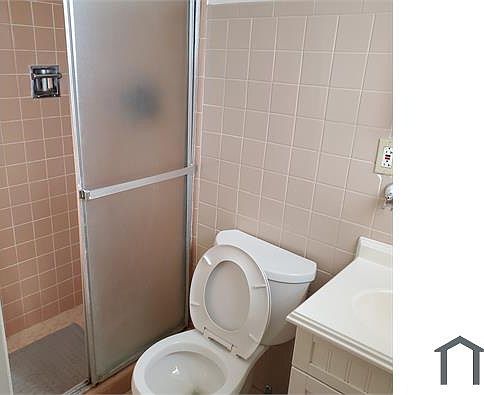 5th image of 3490 NW 205th St
