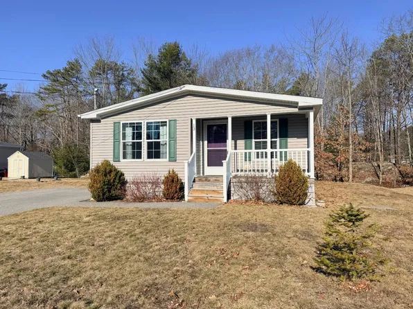 13 Commodore Dr, Biddeford, ME 04005