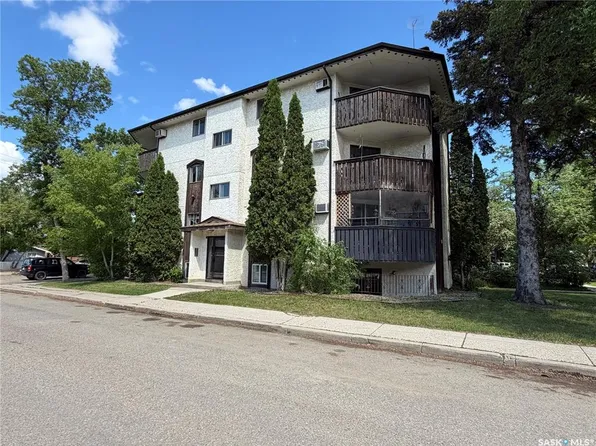UNIT 101-116 111th STREET W, Saskatoon, SK S7N 1S7