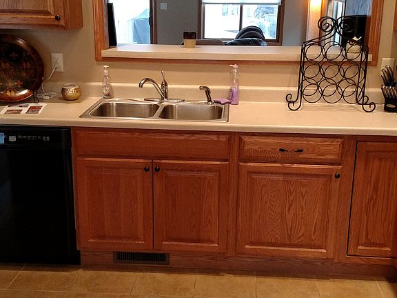 4th image of 5329 Meadowlark Ln