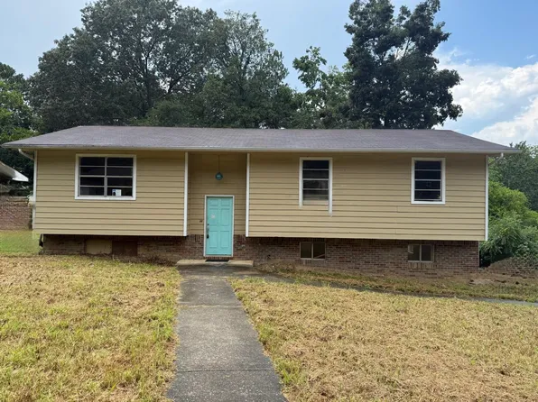 10 Carroll Ln, Rossville, GA 30741