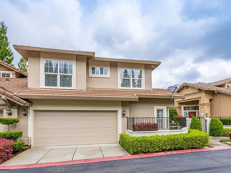 9925 Villa Granito Ln — Photo 27