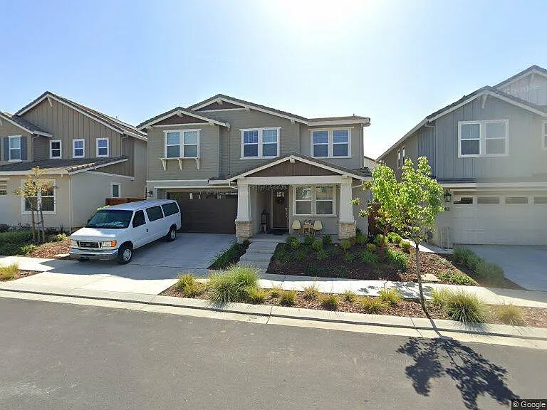 2416 Azure Pl photo 1