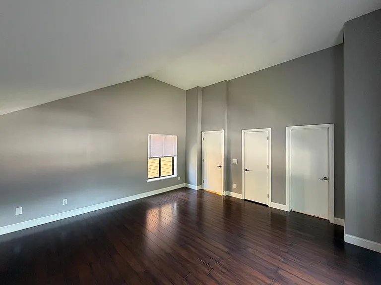 40 Danforth Ct — Photo 16