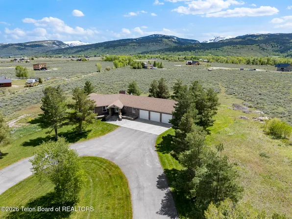 5335 Fox Creek Hollow Rd, Victor, ID 83455