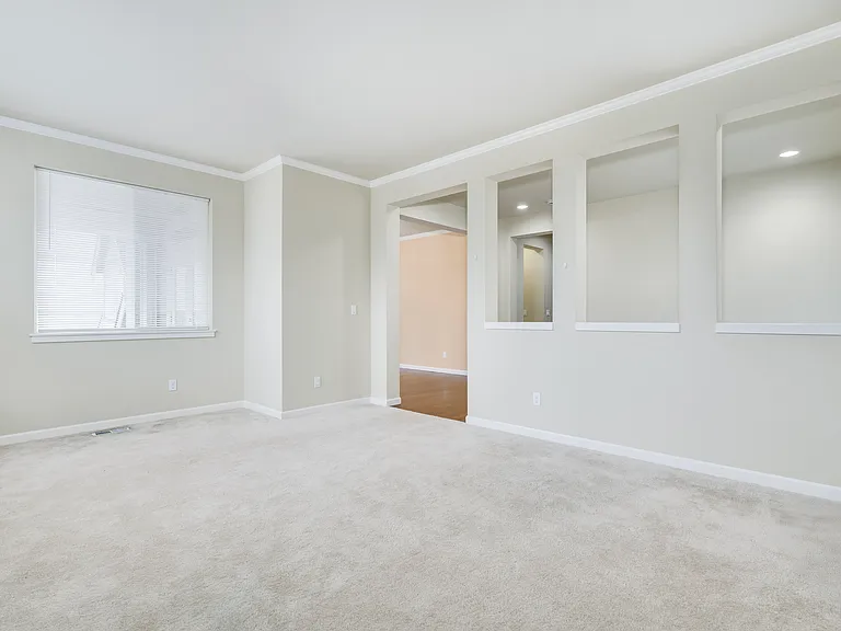 16209 SE 51st Pl — Photo 8