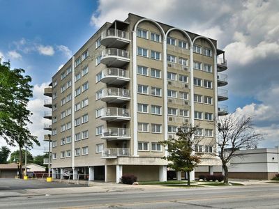 7410 W North Ave APT 802, Elmwood Park, IL, 60707