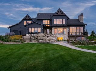 9458 Warner Rd, Winneconne, WI 54986