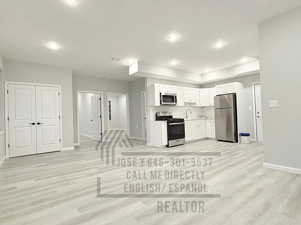 71 16th Ave #209