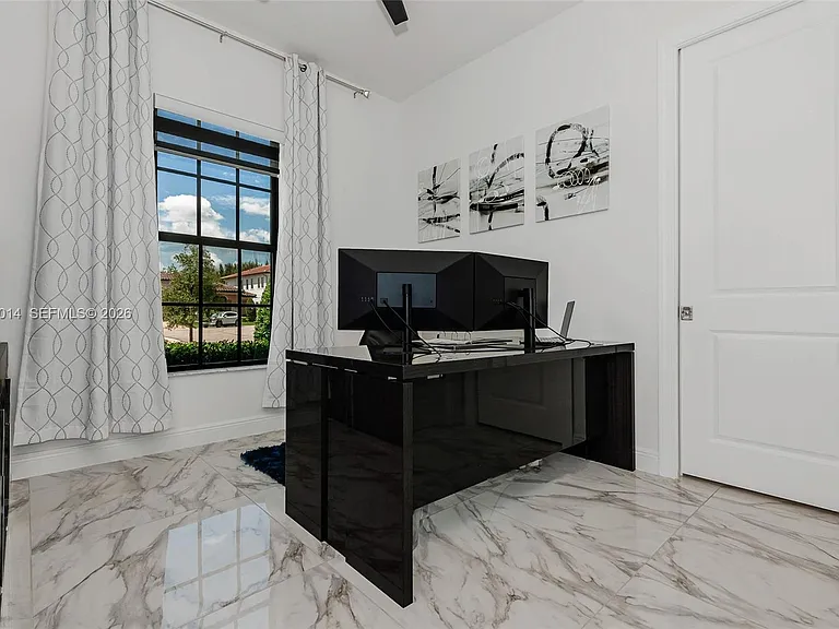 12835 Bayside Ct — Photo 19