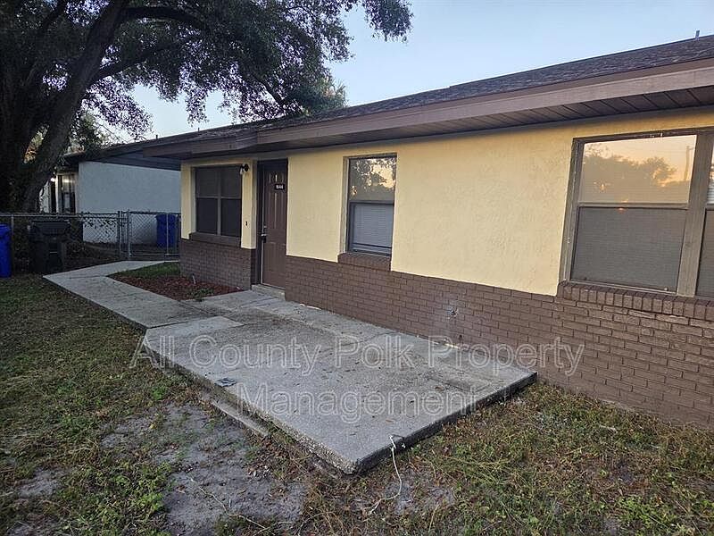 1st image of 1644 Crystal Park Cir