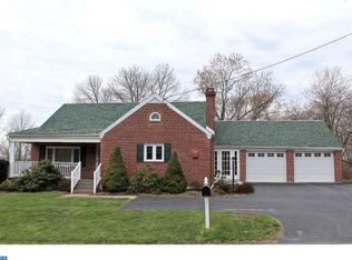 172 Hoffmansville Rd, Barto, PA 19504