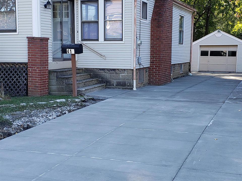 1st image of 418 Marguerite Ave