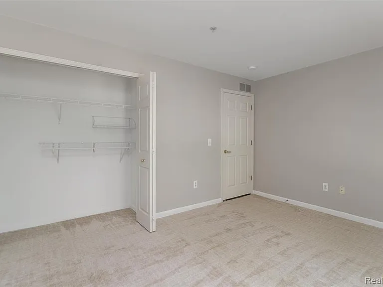 28126 Carlton Way Dr — Photo 18