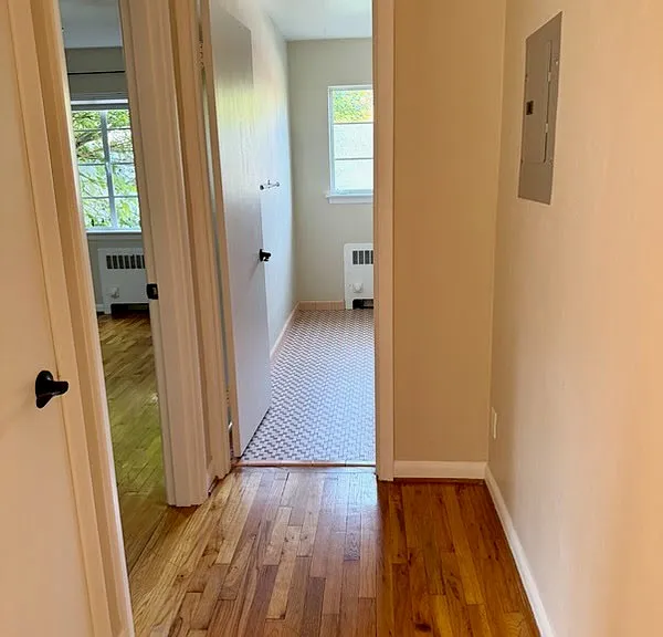 2169 NW Irving St #10 — Photo 25