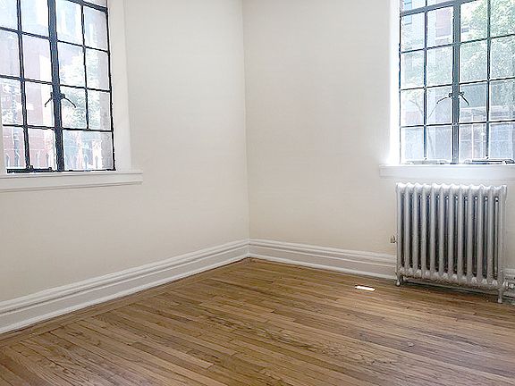 4th image of 72 Barrow St APT 3S