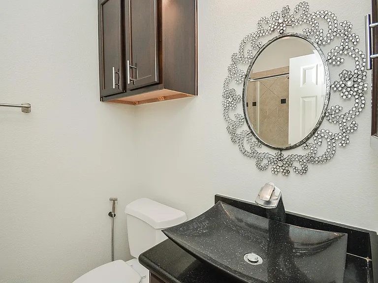 6403 Edinburgh Ct — Photo 27