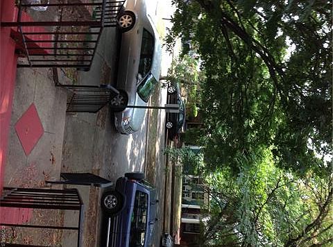 3rd image of 2302 Rosewood Ave