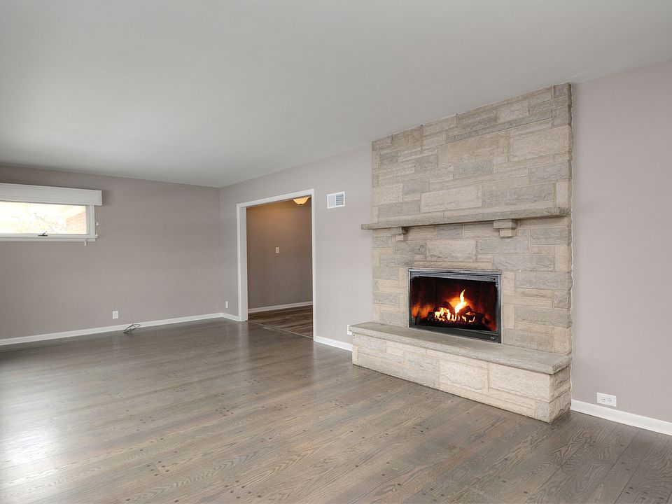 228 N 5th St, Geneva, IL 60134 Zillow