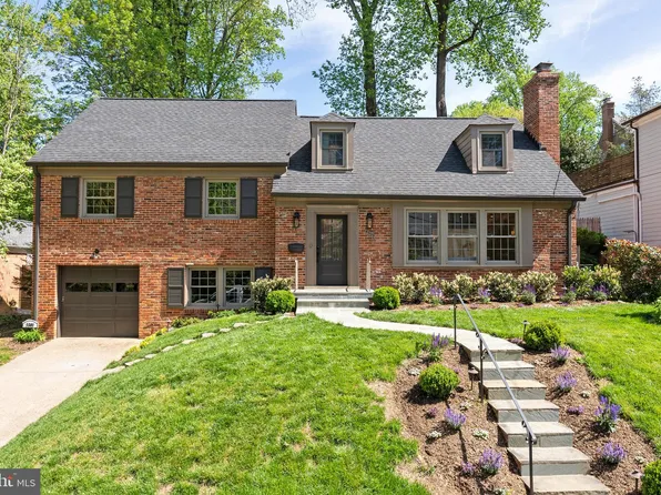 5309 Falmouth Rd, Bethesda, MD 20816