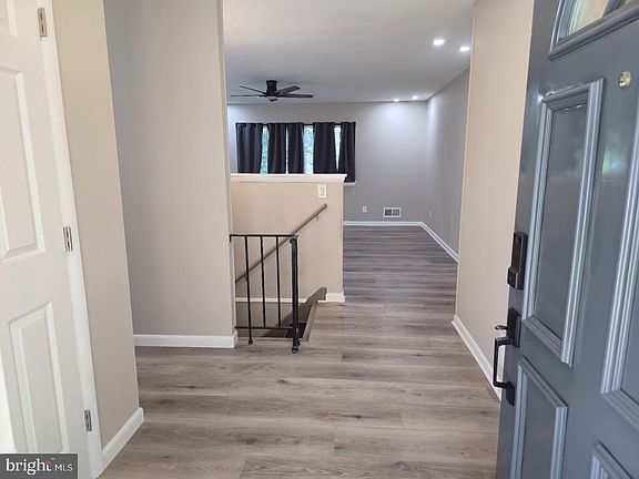 3rd image of 6318 Barrs Ln