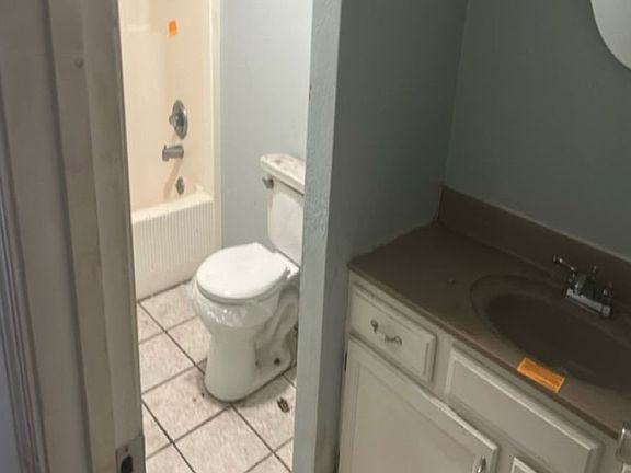 5th image of 2001 Lemontree Ln