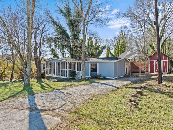 3935 Loganville Hwy, Loganville, GA 30052