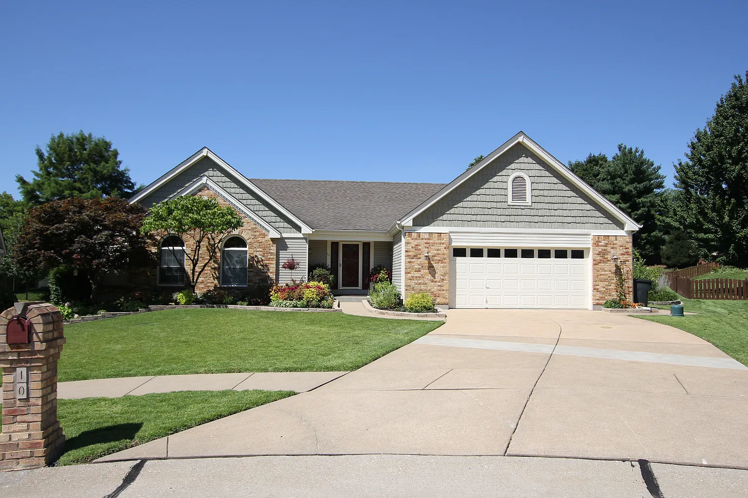 10 Pear Blossom Ct photo 1