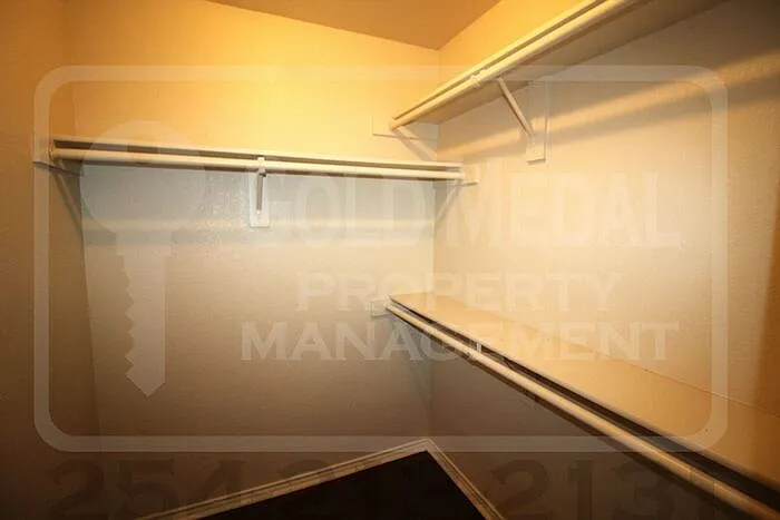 3304 Barcelona Dr — Photo 18