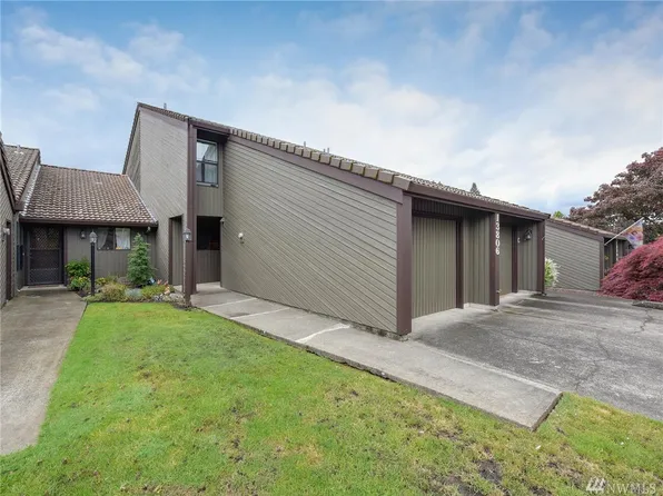13806 NW 10th Ct APT D, Vancouver, WA 98685