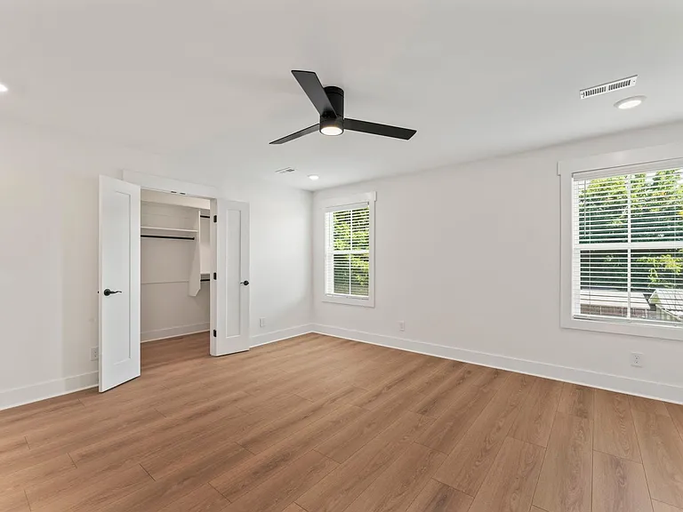 217 S Porter St — Photo 17