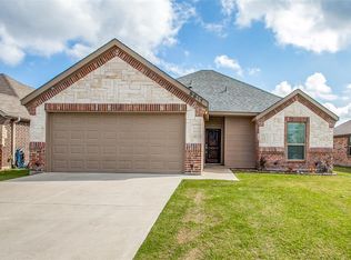 8817 Cheyenne Dr, Greenville, TX 75402