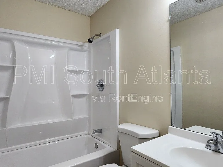 2735 Stanton Woods Dr SE — Photo 22
