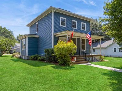 105 S Clark St, Winfield, IA, 52659