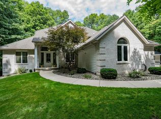 3448 W Doe Ct, Warsaw, IN 46582