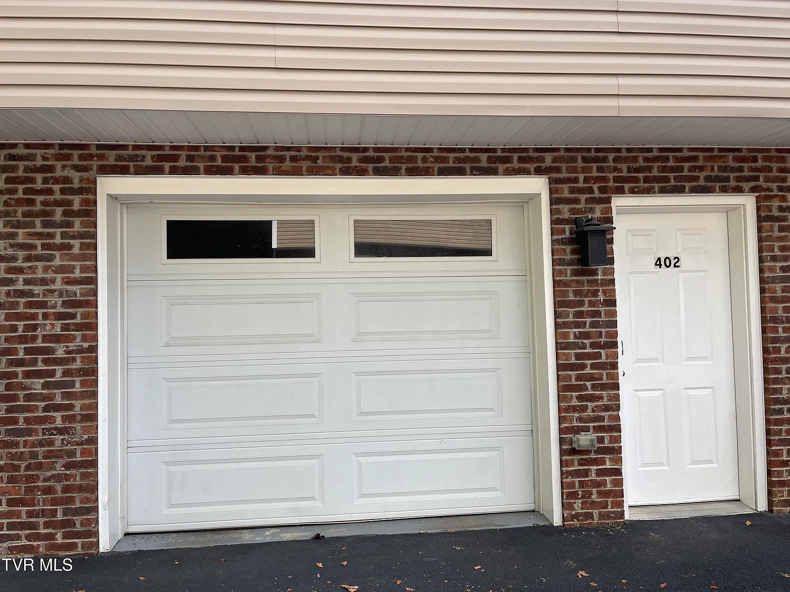 2 bed, 792 sqft, $2,500 — Photo 3