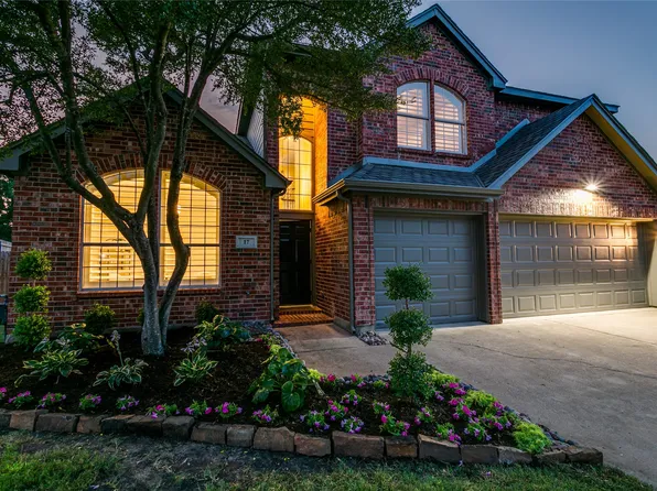 17 Adams Ct, Mansfield, TX 76063