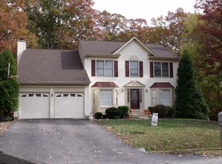 5919 Cambridge Dr, Fredericksburg, VA 22407