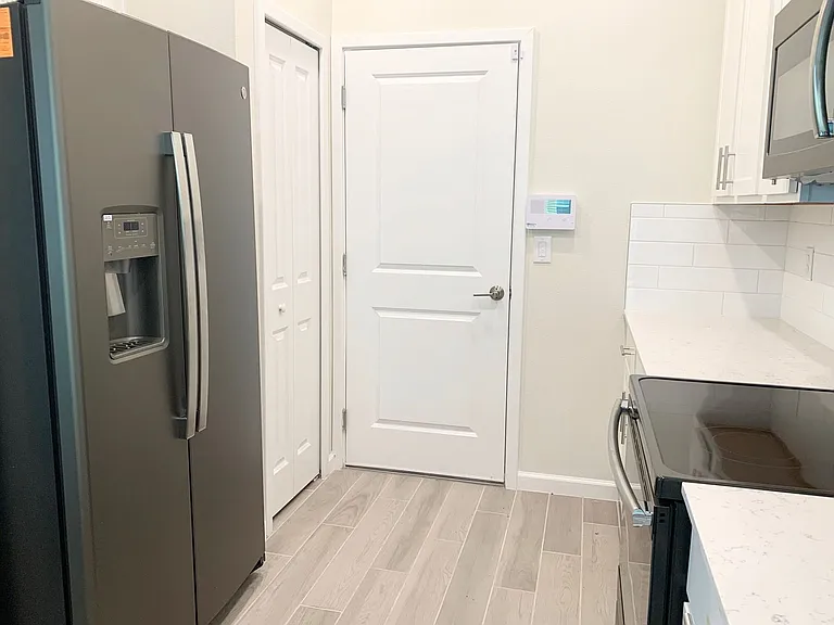 9963 Red Eagle Dr — Photo 5
