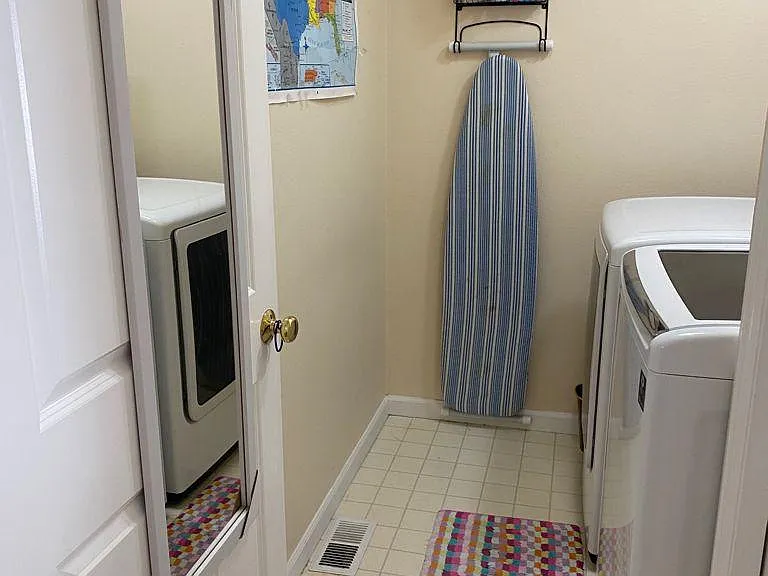 11210 Slater Ave NE #102 — Photo 11