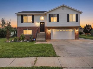 2514 W 2250 N, Clinton, UT 84015