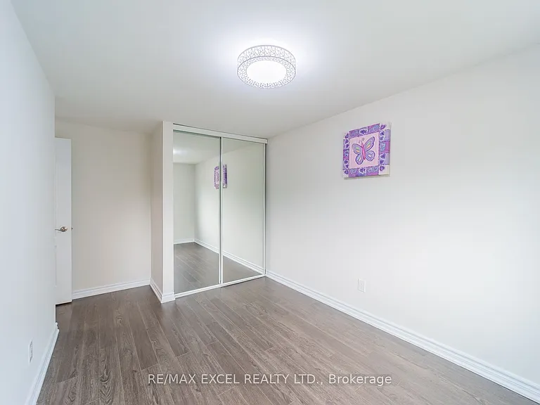 21 Livonia Pl #112 — Photo 23