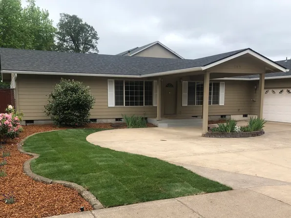 968 Oak Meadows Pl, Springfield, OR 97477