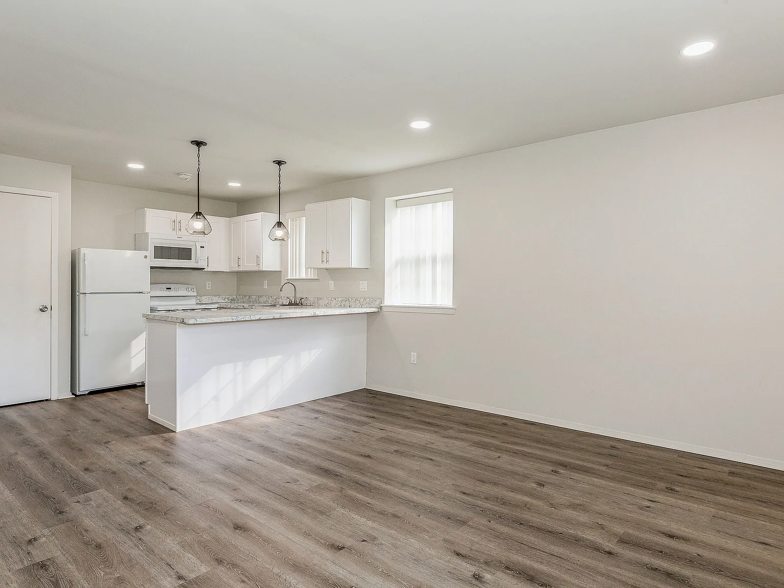 Zen Long Island at Bay Shore 55+ Community — Photo 3