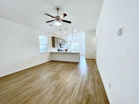 4th image of 15534 Bollardpoint Ln