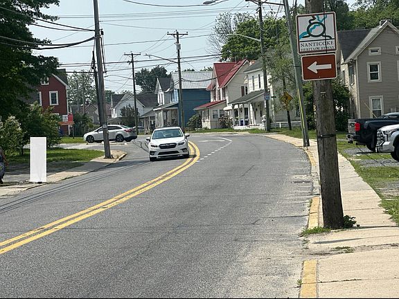 4th image of 19 N Market St