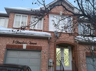 3 Sinclair Ct, Brampton, ON L6X4P5