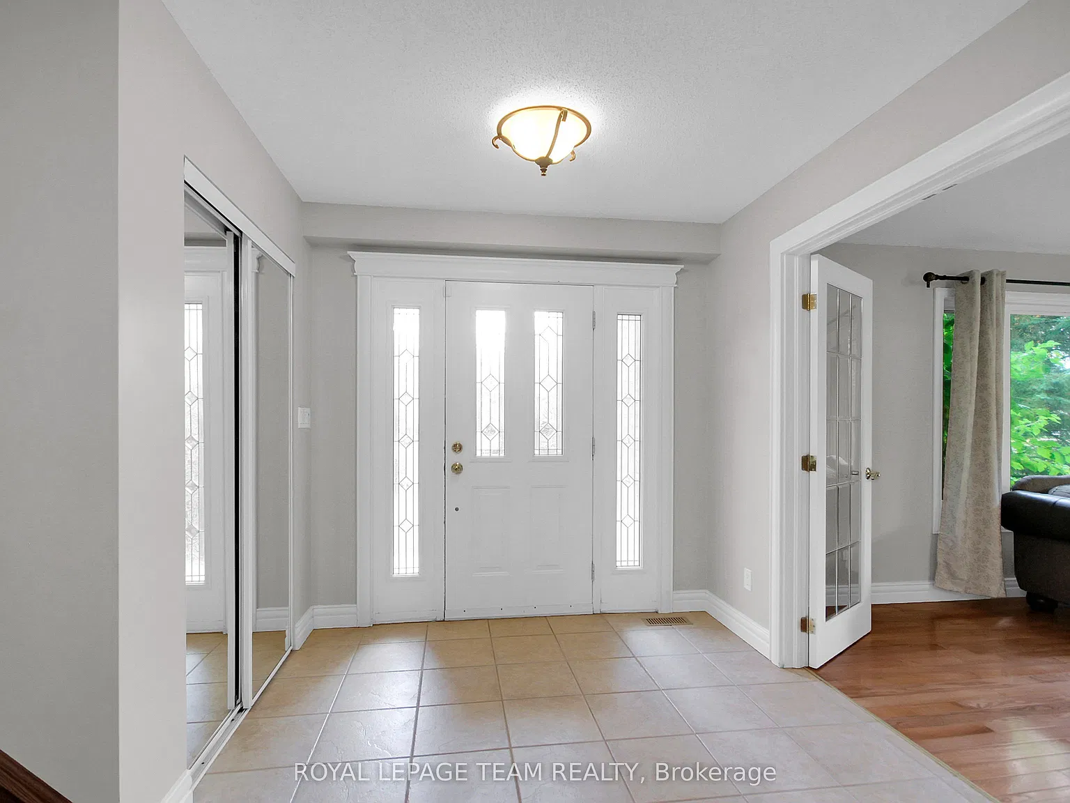 7 bed, $4,000 — Photo 2