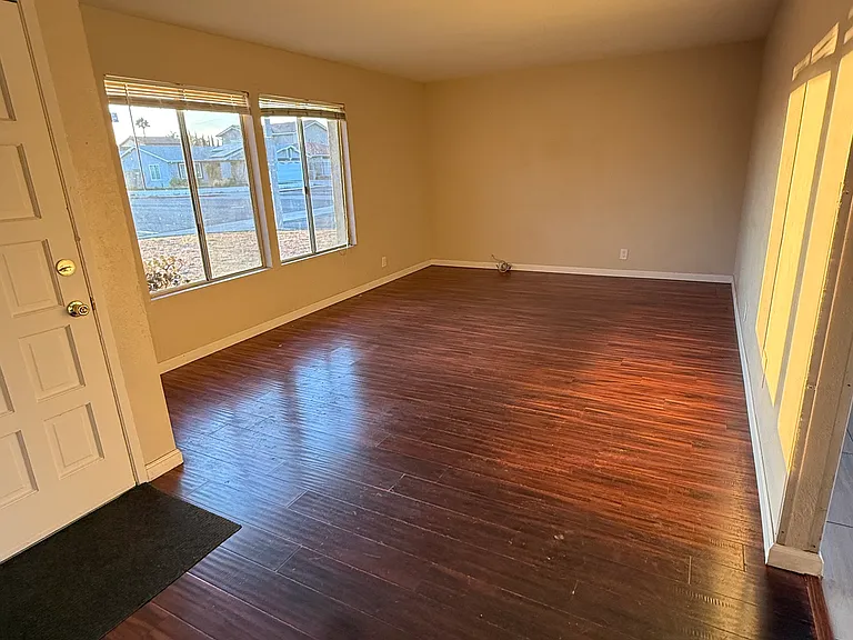 10293 Empress Ave — Photo 4