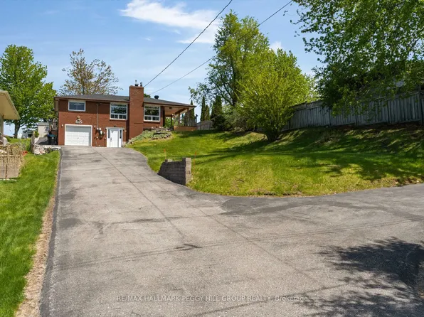 865 John St, Innisfil, ON L0L 1K0
